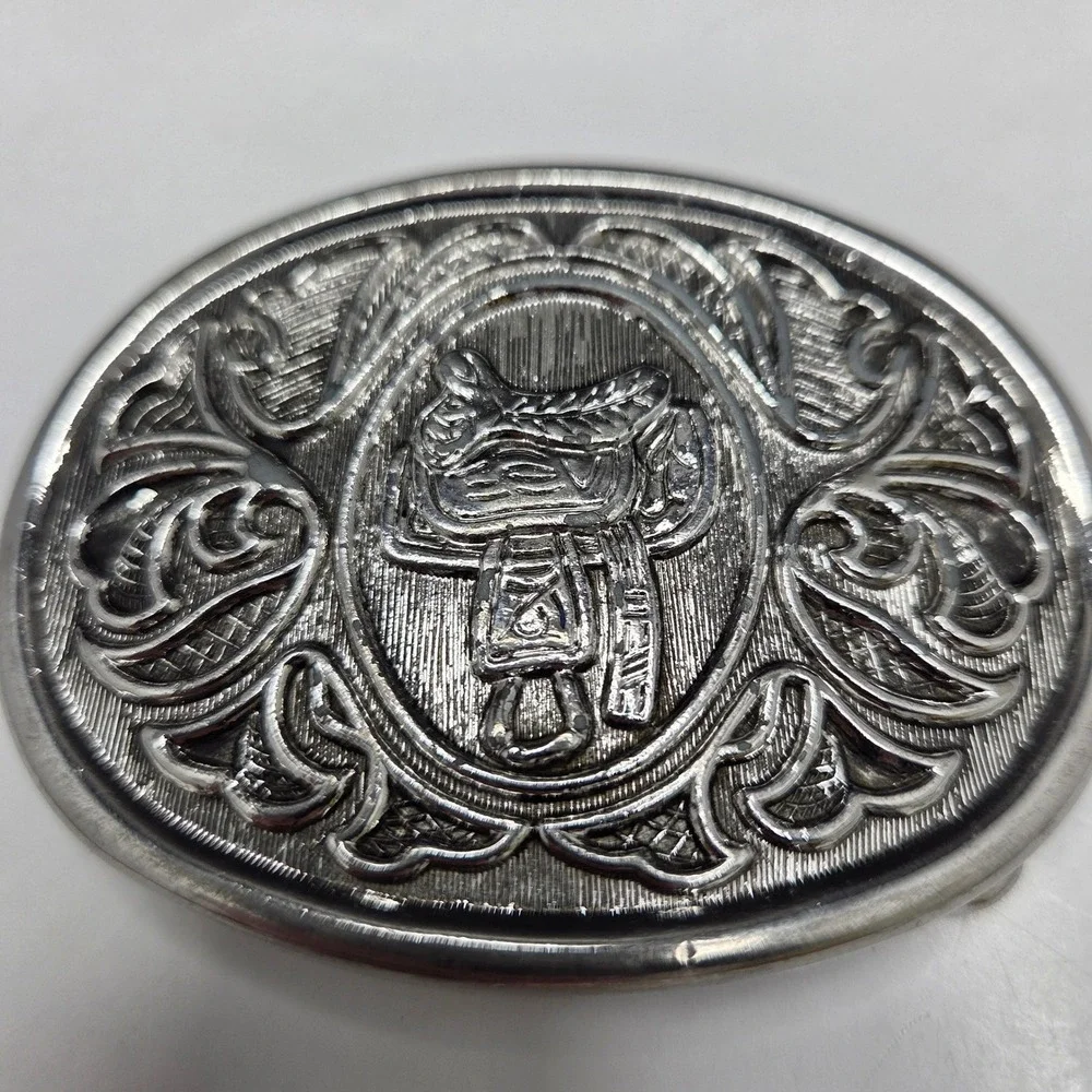 Avon Belt Buckle Vintage Western Horse Saddle Silver Tone Oval Scrollwork G7/67